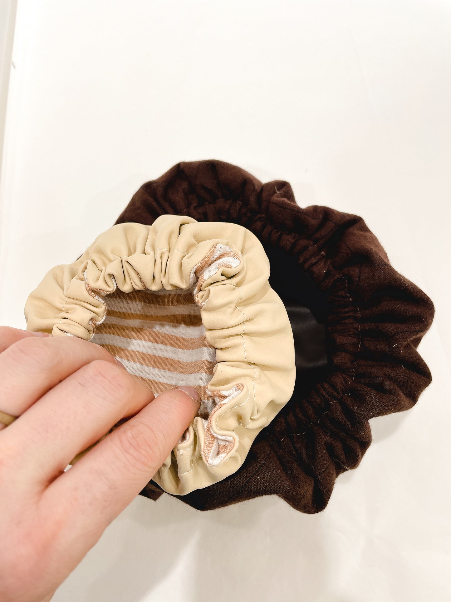 Les uniques - Charlottes 100% coton bio doublées d'un coton bio enduit à base d'eau